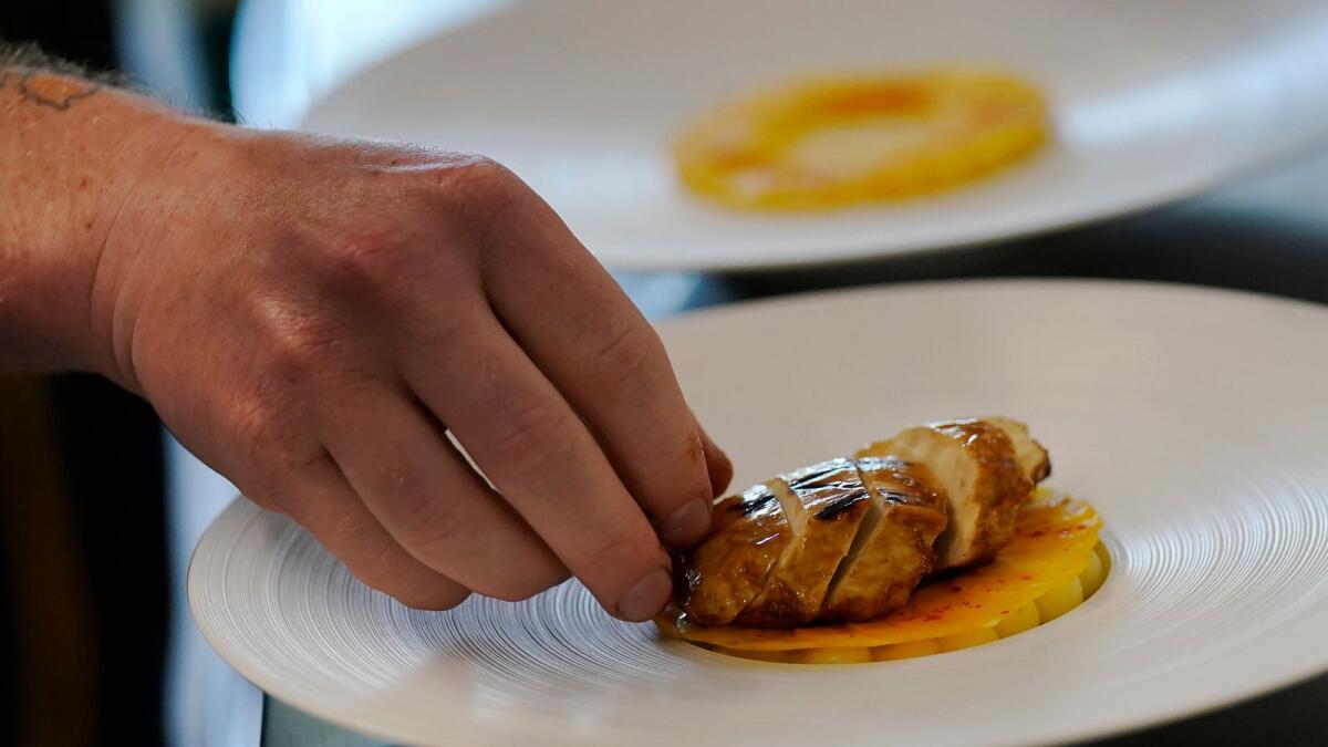 Here’s how the first bite of ‘cell-cultivated’ meat tastes