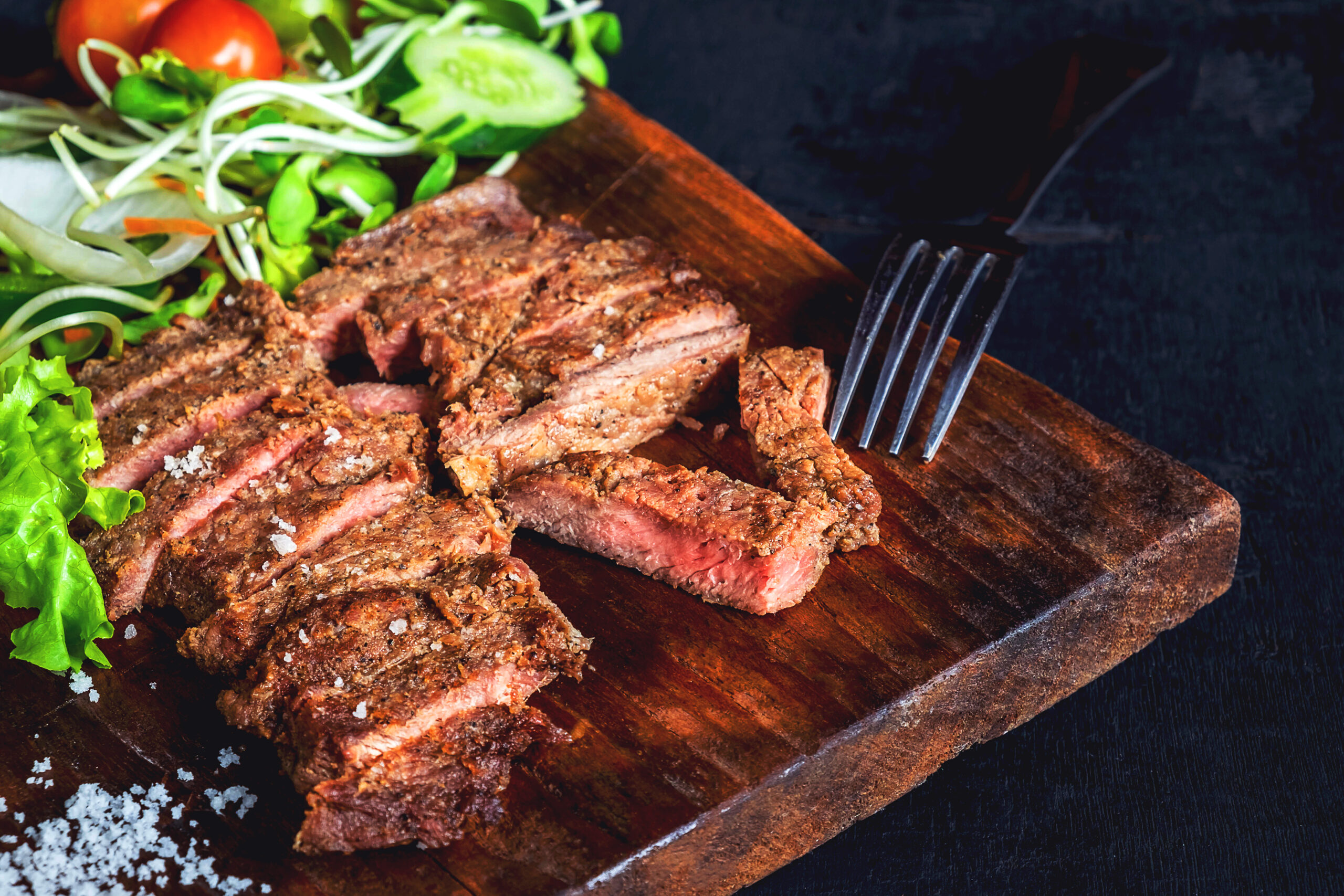 Grilled beef steaks, Image courtesy of Vecteezy