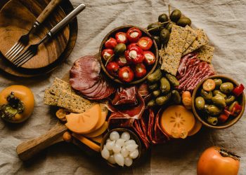 Mirror Tissue Revolutionizes Plant-Based Meat Alternatives