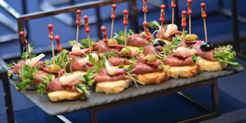 Mirror Tissue Revolutionizes Plant-Based Meat Alternatives